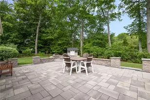 80 Douglas Dr, North Kingstown, RI 02874 - Photo 3