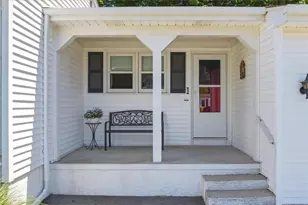 14 Stone Ave, Warwick, RI 02889 - Photo 5