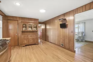 14 Stone Ave, Warwick, RI 02889 - Photo 9