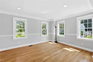 5 Thayer Pl, Warwick, RI 02888 - Photo 5