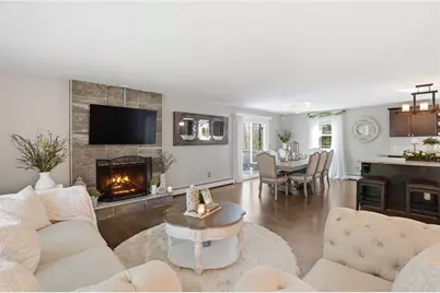 75 Oak Dell Circle, East Greenwich, RI 02818 - Photo 3