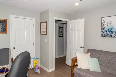 207 Phillips Street, Woonsocket, RI 02895 - Photo 17