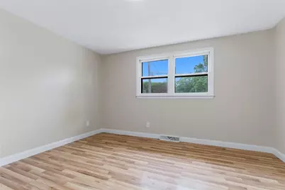 20 Killey Avenue, Warwick, RI 02889 - Photo 13