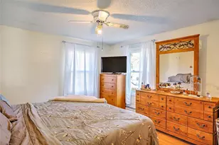 72 Vermont St, Cranston, RI 02920 - Photo 13