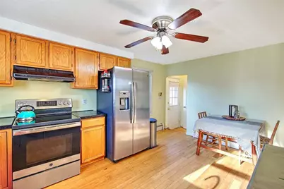 72 Vermont Street, Cranston, RI 02920 - Photo 11