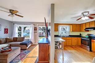 72 Vermont St, Cranston, RI 02920 - Photo 7