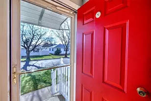 72 Vermont St, Cranston, RI 02920 - Photo 3