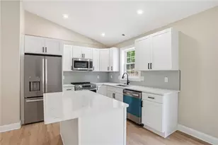 51 Birch Rd, Cumberland, RI 02864 - Photo 3
