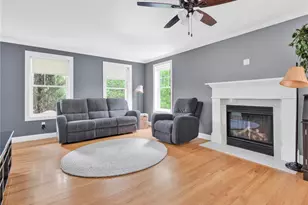 10 Victory Falls Rd, Coventry, RI 02827 - Photo 7