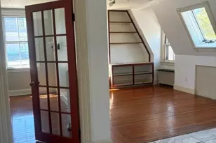 4 Dresser St, Newport, RI 02840 - Photo 5