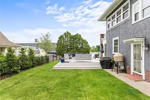 1144 Narragansett Blvd, Cranston, RI 02905 - Photo 43