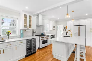 1144 Narragansett Blvd, Cranston, RI 02905 - Photo 13