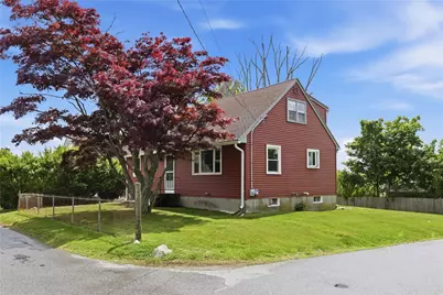 129 Dewolf Avenue, Bristol, RI 02809 - Photo 3