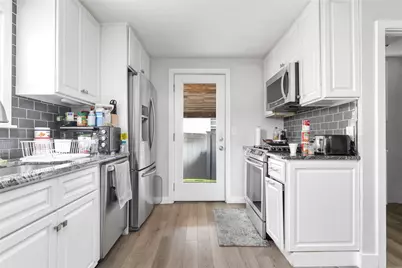 27 Pike Street, West Warwick, RI 02893 - Photo 9