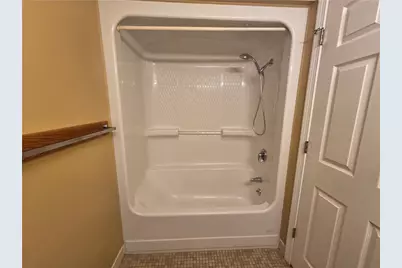 1800 Douglas Avenue #327, North Providence, RI 02904 - Photo 21