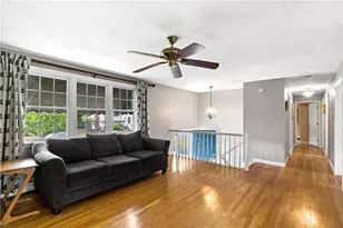 28 Eveready Ave, Bristol, RI 02809 - Photo 17