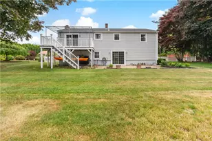 28 Eveready Ave, Bristol, RI 02809 - Photo 37