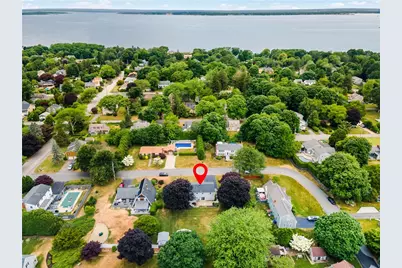 28 Eveready Avenue, Bristol, RI 02809 - Photo 7