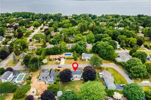 28 Eveready Ave, Bristol, RI 02809 - Photo 7