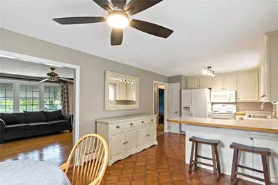 28 Eveready Avenue, Bristol, RI 02809 - Photo 13