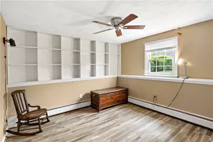 28 Eveready Ave, Bristol, RI 02809 - Photo 31