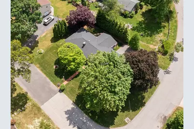 80 Birchwood Way, East Greenwich, RI 02818 - Photo 11