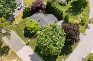 80 Birchwood Way, East Greenwich, RI 02818 - Photo 11