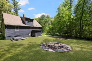 7 Spruce Ridge Dr, Glocester, RI 02814 - Photo 9
