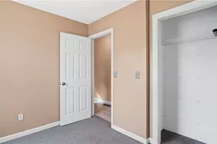 427 Elm St, Warwick, RI 02888 - Photo 25