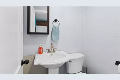 427 Elm Street, Warwick, RI 02888 - Photo 15