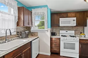 427 Elm St, Warwick, RI 02888 - Photo 19