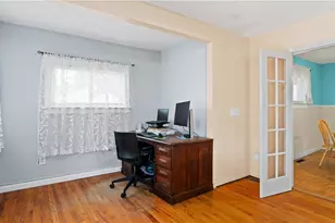 427 Elm St, Warwick, RI 02888 - Photo 7