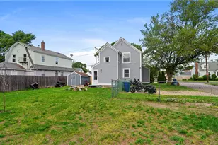 427 Elm St, Warwick, RI 02888 - Photo 31