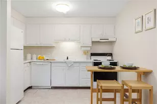 401 Bellevue Ave, Newport, RI 02840 - Photo 33