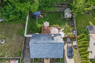 17 Caporal St, Cranston, RI 02910 - Photo 9