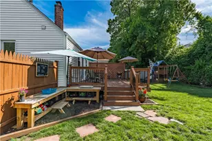 17 Caporal St, Cranston, RI 02910 - Photo 41