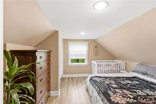 17 Caporal St, Cranston, RI 02910 - Photo 25