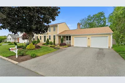 29 Carriage Way, North Providence, RI 02904 - Photo 5