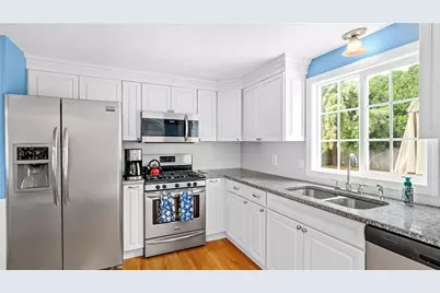 29 Carriage Way, North Providence, RI 02904 - Photo 17