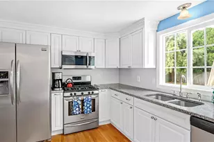 29 Carriage Way, North Providence, RI 02904 - Photo 17