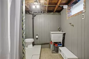 407 Smithfield Ave, Pawtucket, RI 02860 - Photo 43