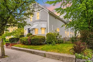 407 Smithfield Ave, Pawtucket, RI 02860 - Photo 1