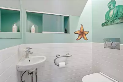 407 Smithfield Avenue, Pawtucket, RI 02860 - Photo 23