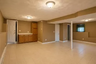 285 St Louis Ave, Woonsocket, RI 02895 - Photo 39