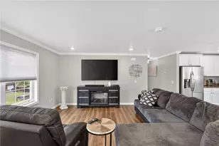 10 Corrine Dr, Johnston, RI 02919 - Photo 9