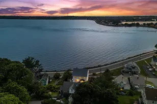 88 Hillside Ave, Tiverton, RI 02878 - Photo 7