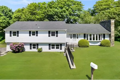 7 Westwood Drive, Portsmouth, RI 02871 - Photo 5