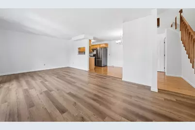 200 Mayfield Avenue #E5, Cranston, RI 02920 - Photo 5