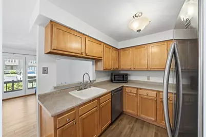 200 Mayfield Avenue #E5, Cranston, RI 02920 - Photo 3