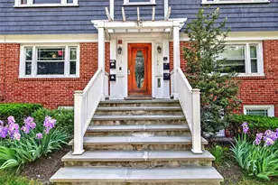 145 Butler Ave, Providence, RI 02906 - Photo 1